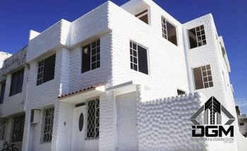 Pueblo Blanco, Quito (Contratación privada)